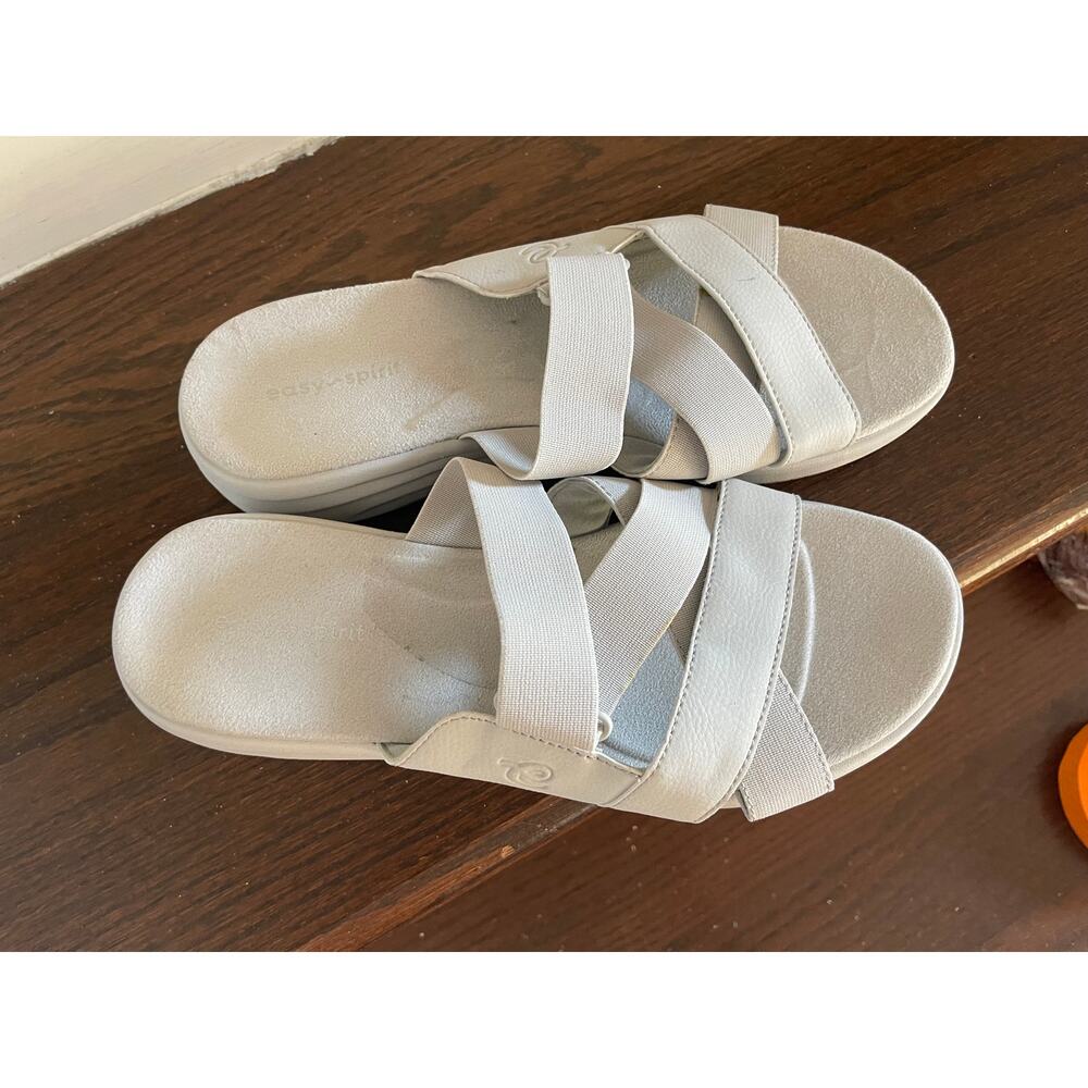 Easy Spirit Women's White Sandals
